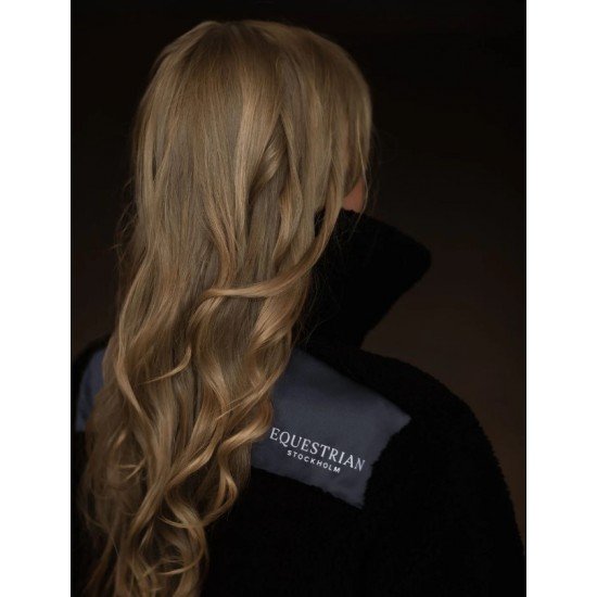 Кофта жіноча Teddy Fleece від Equestrian Stockholm Black Dark Ocean