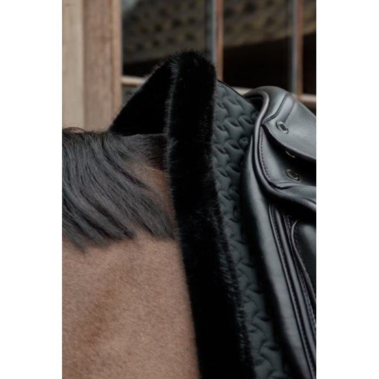 Вальтрап Fake Fur Plaited Quilt від Kentucky