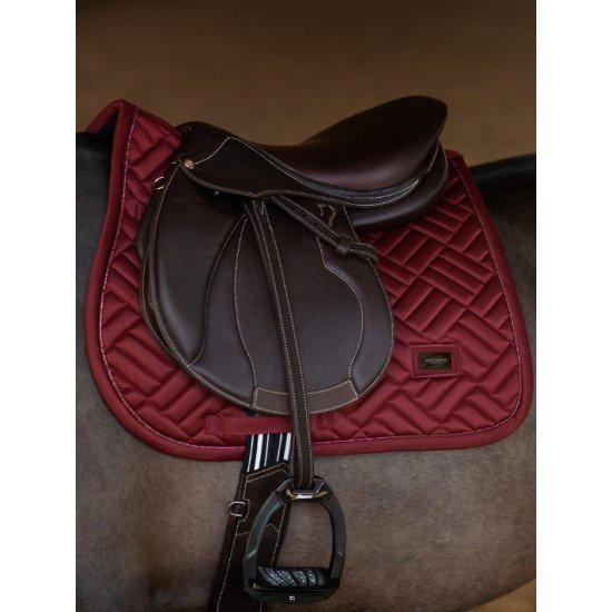 Вальтрап Modern Bordeaux, Equestrian Stockholm