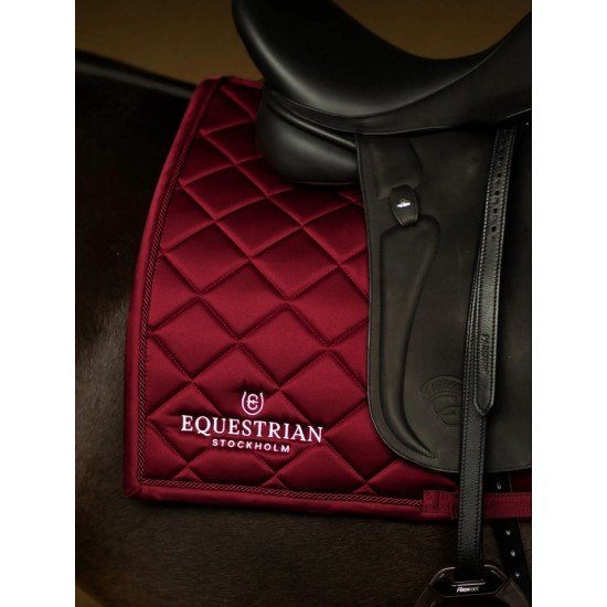 Вальтрап выездковый Line, Equestrian Stockholm